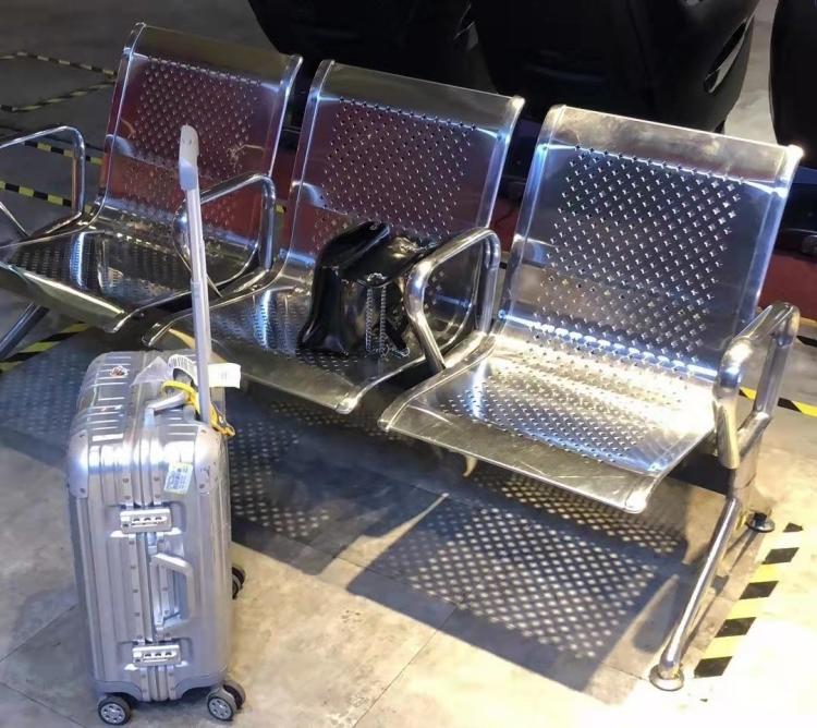 Iron airport chair