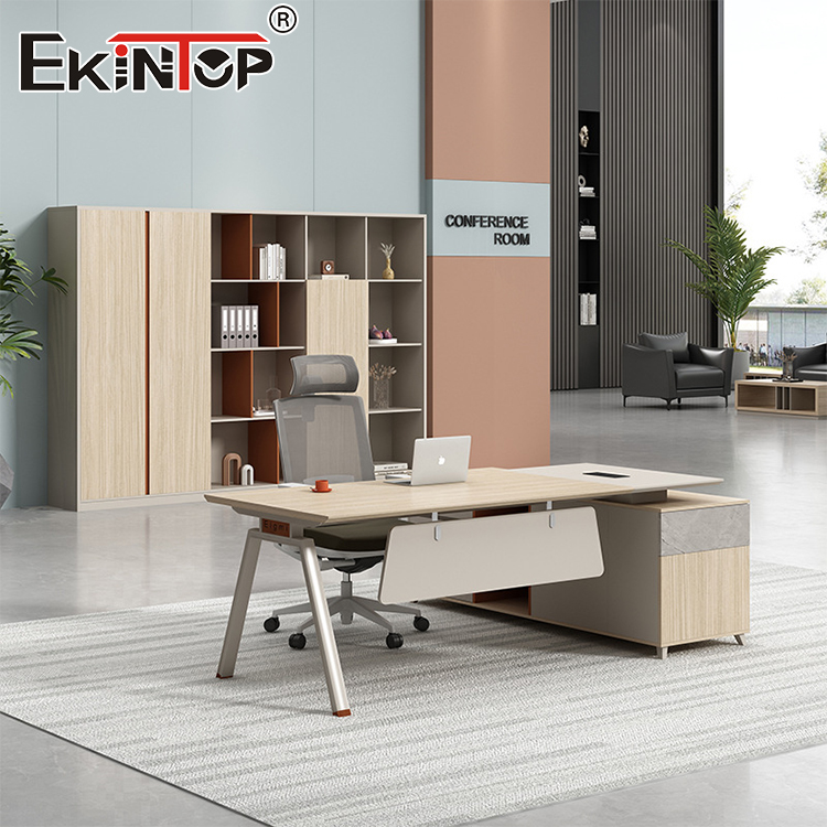 Creating a Functional and Stylish Office Desk Setup