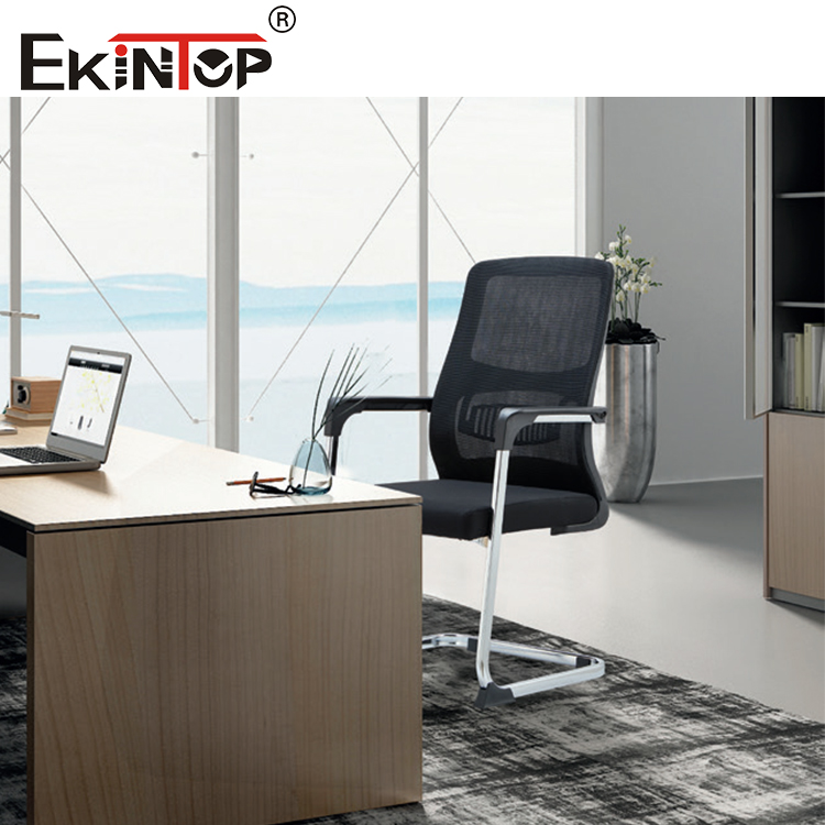 The Science Behind Mesh Office Chairs: What Makes Them So Comfortable?